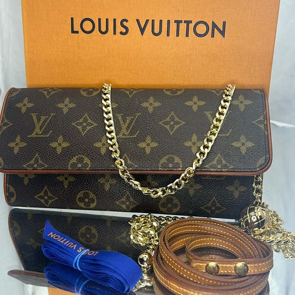 Louis Vuitton LOUIS VUITTON Monogram Pochette GM - Picture 2 of 16